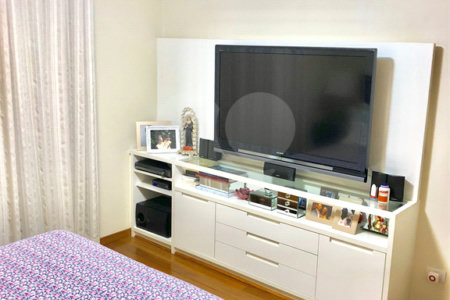 Apartamento à venda com 3 suítes em Tatuapé, São Paulo, SP