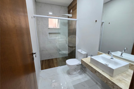 Casa para alugar com 3 quartos, sendo 1 suíte,  em Vila Rosa, Itapetininga, SP