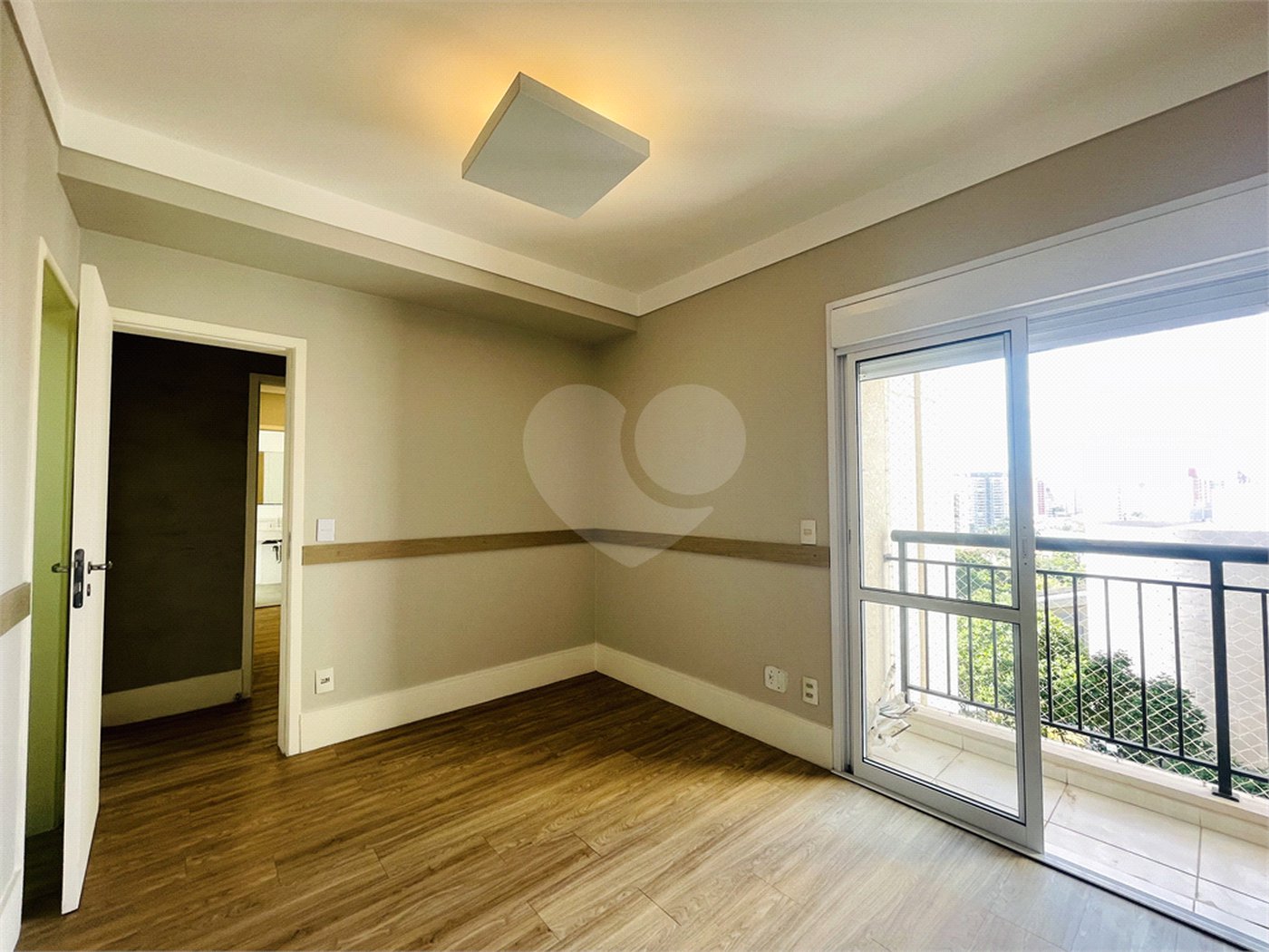 Apartamento à venda com 3 suítes em Vila Gilda, Santo André, SP