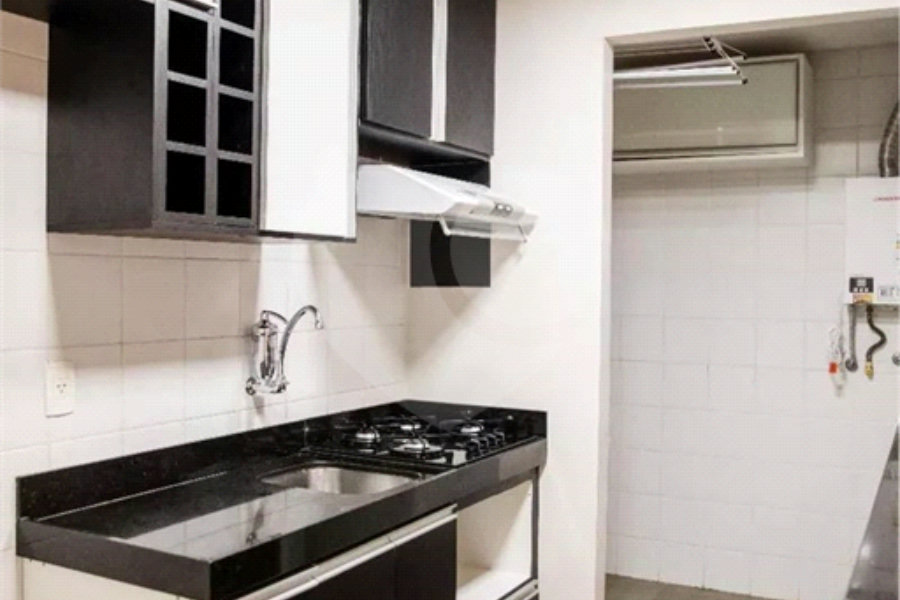 Apartamento à venda com 1 suíte em Morumbi, São Paulo, SP