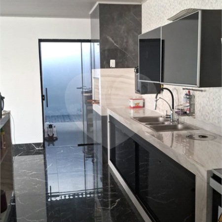 Casa à venda com 3 quartos, sendo 2 suítes,  em Ipê, Três Lagoas, MS