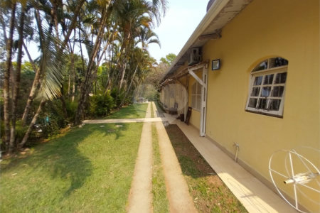 Chácara à venda ou para alugar com 3 quartos, sendo 1 suíte, em Chácaras Polozzi, Louveira, SP