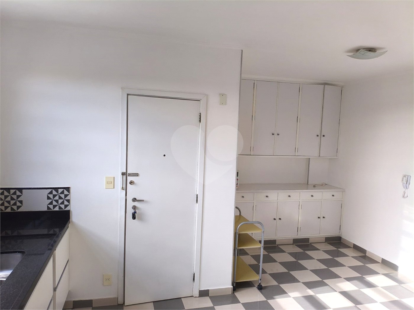 Apartamento à venda com 3 quartos, sendo 1 suíte,  em Lapa, São Paulo, SP