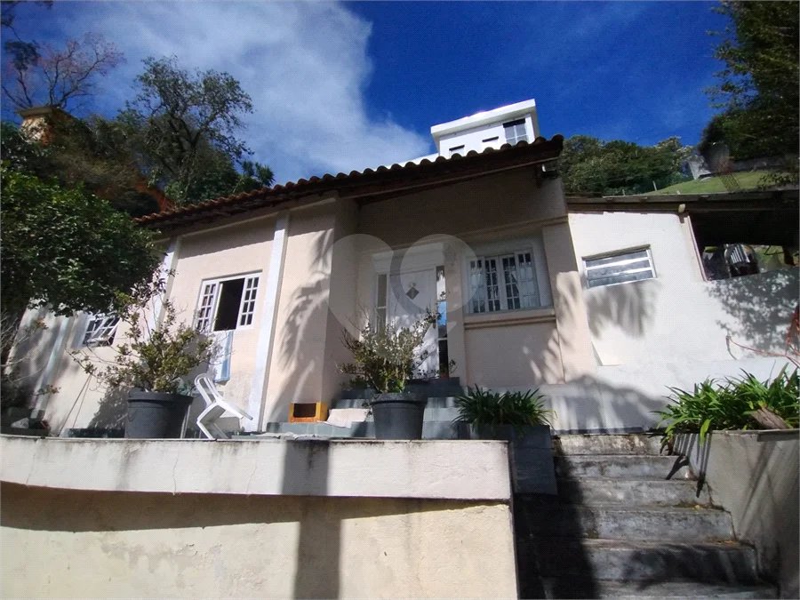 Casa para alugar com 2 suítes no condomínio Alpes da Cantareira, Mairiporã - SP