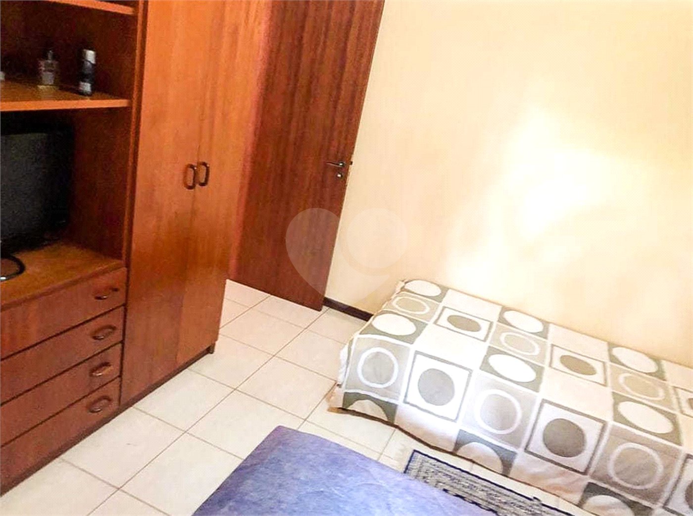 Casa à venda com 3 quartos, sendo 1 suíte,  no condomínio Vivenda das Vinhas, Vinhedo - SP