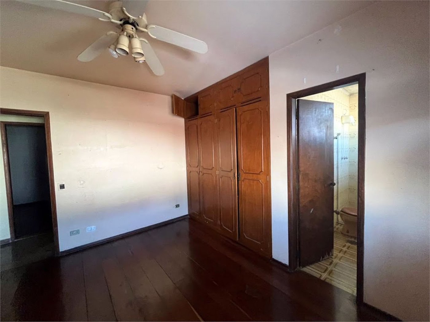 Casa com 5 dormitórios para alugar, 250 m² por R$ 10.630,00 - Ponta da Praia - Santos/SP