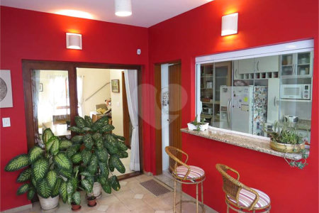 Sobrado à venda com 4 quartos, sendo 1 suíte, em Água Fria, São Paulo, SP