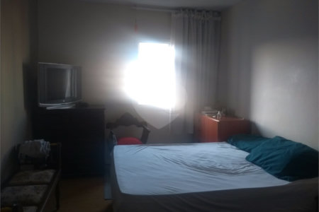 Apartamento à venda com 3 quartos, sendo 1 suíte,  no Centro, Mogi das Cruzes, SP