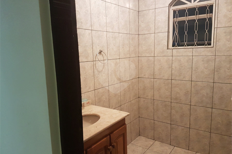 Sobrado à venda com 3 quartos, sendo 1 suíte, em Jardim Valéria, Guarulhos, SP