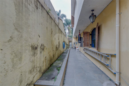Casa à venda com 4 quartos, sendo 3 suítes,  em Alto da Boa Vista, São Paulo, SP