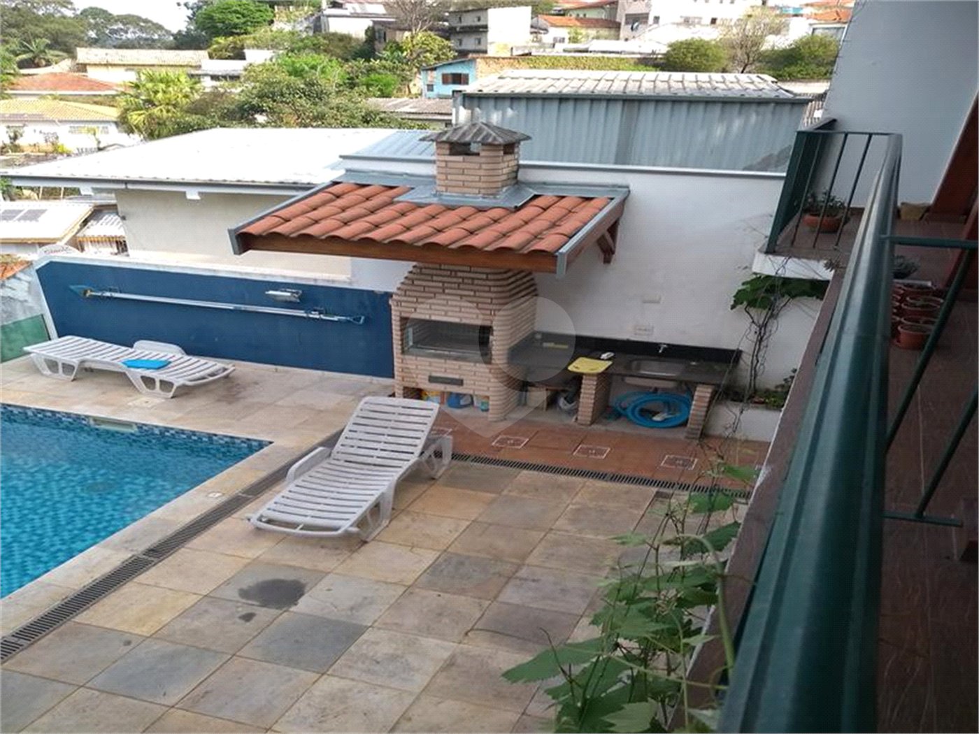 Casa à venda com 5 suítes em Vila Pirajussara, São Paulo, SP