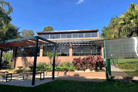 Casa à venda com 4 quartos, sendo 3 suítes,  no condomínio Terras de Santa Teresa, Itupeva - SP