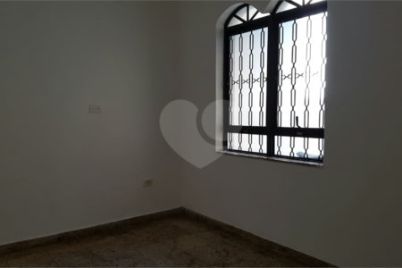Sobrado à venda ou para alugar com 3 quartos, sendo 1 suíte, em Alto da Boa Vista, São Paulo, SP