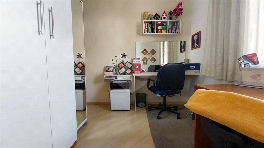 Casa à venda com 3 quartos, sendo 1 suíte,  em Vila Paulista, São Paulo, SP