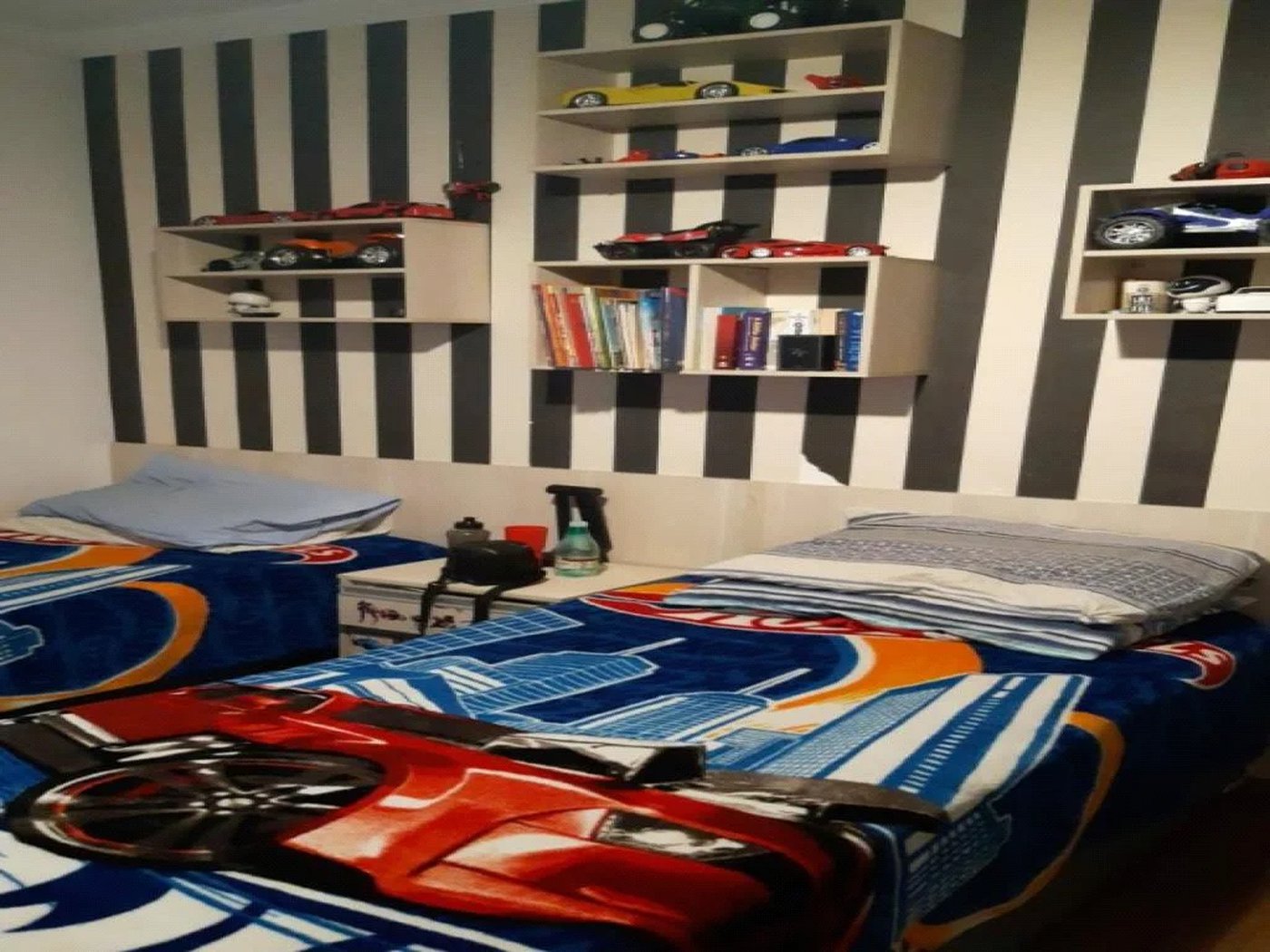 Casa à venda com 3 quartos, sendo 1 suíte,  em Vila Dalva, São Paulo, SP