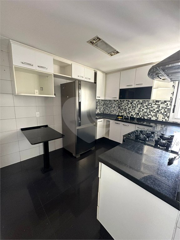 Apartamento à venda com 3 quartos, sendo 1 suíte, em Brooklin Paulista, São Paulo, SP