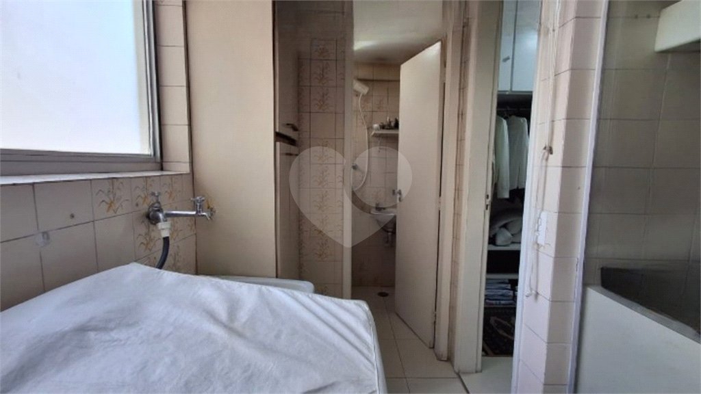 Apartamento à venda com 3 quartos, sendo 1 suíte,  em Indianópolis, São Paulo, SP