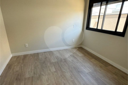 Casa à venda com 3 quartos, sendo 1 suíte, no condomínio Reserva Central Parque, Salto - SP