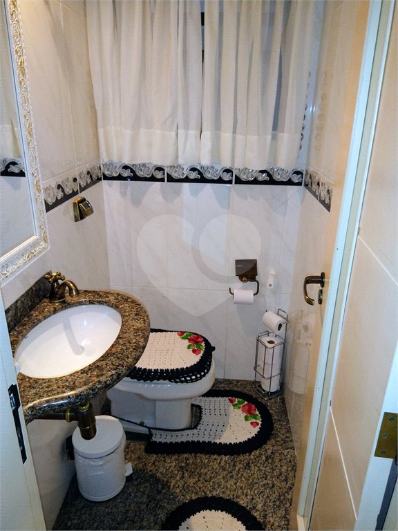 Casa à venda com 3 quartos, sendo 1 suíte, em Parque Vitória, São Paulo, SP