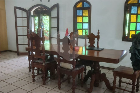 Chácara à venda com 4 quartos, sendo 3 suítes, em Campos de Atibaia, Atibaia, SP