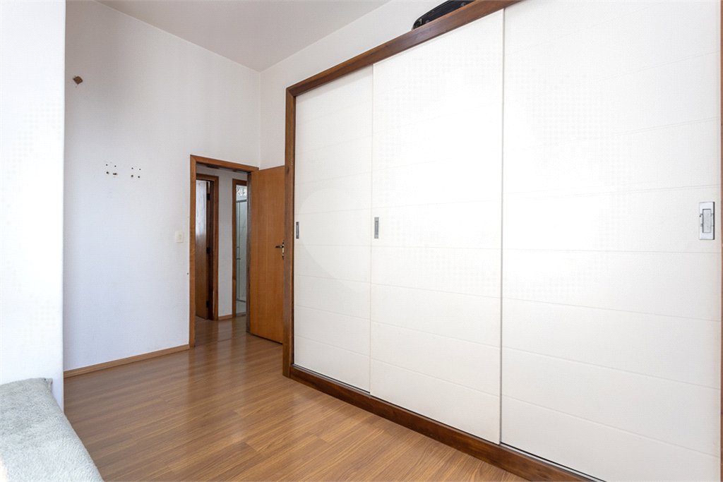 Apartamento à venda com 4 quartos, sendo 2 suítes, em Bela Vista, São Paulo, SP