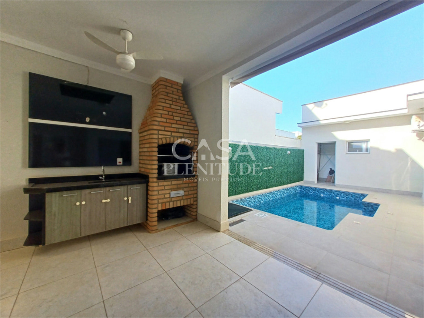 Casa em condomínio à venda com 3 suítes em Iporanga, Sorocaba, SP