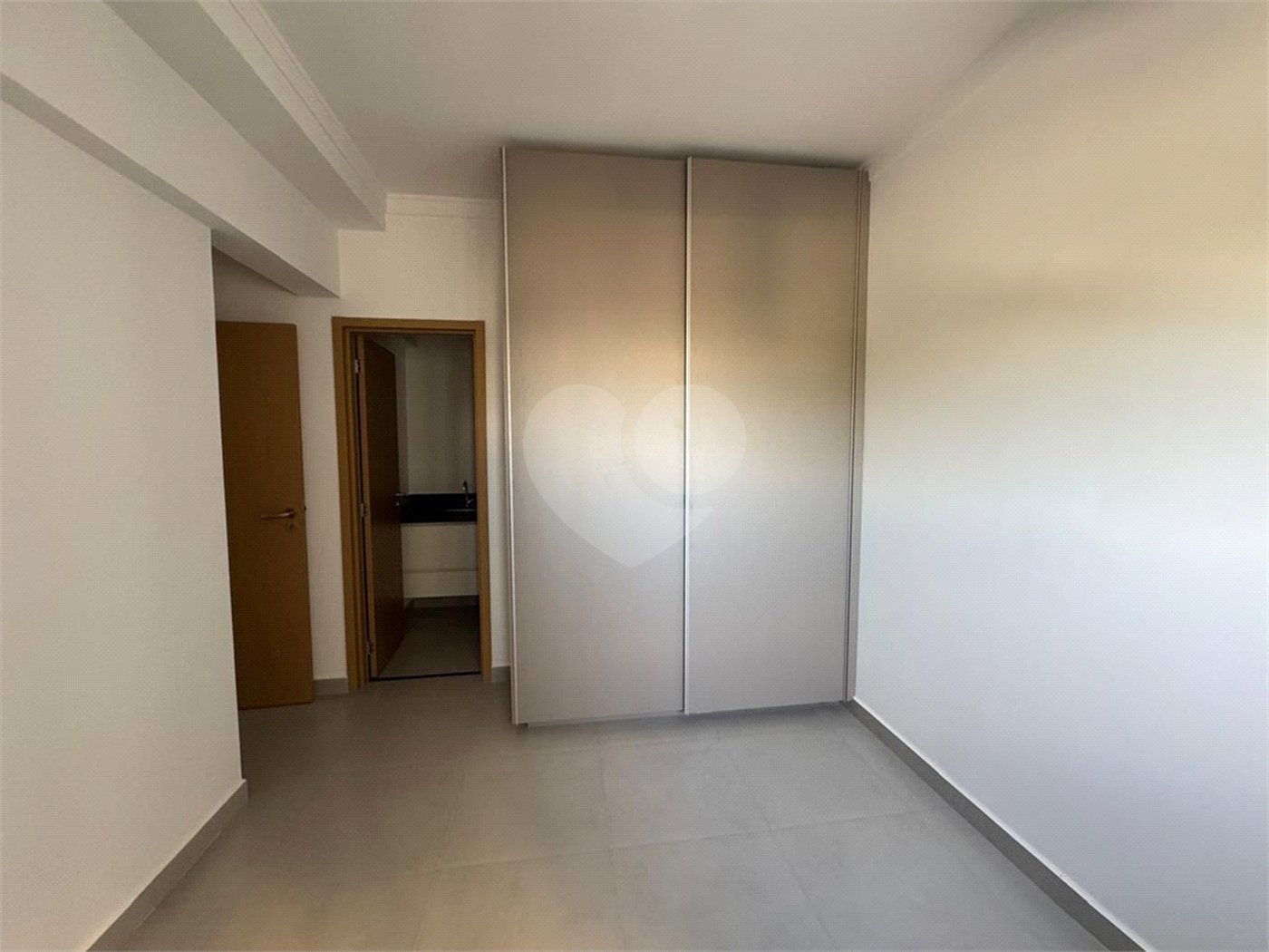 Apartamento à venda com 2 quartos, sendo 1 suíte, em Jardim Sumaré, Ribeirão Preto, SP