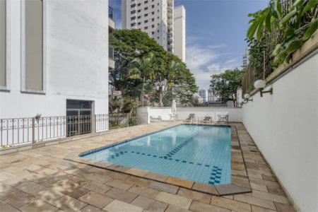 Apartamento à venda com 2 quartos, sendo 1 suíte, em Campo Belo, São Paulo, SP