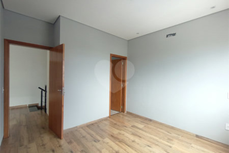 Casa à venda com 3 quartos, sendo 2 suítes, no condomínio Vila Rica, Indaiatuba - SP