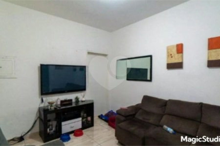 Casa com 200m² , 4 dormitórios , sendo 3 suítes , 2 vagas , à venda no Jabaquara.
