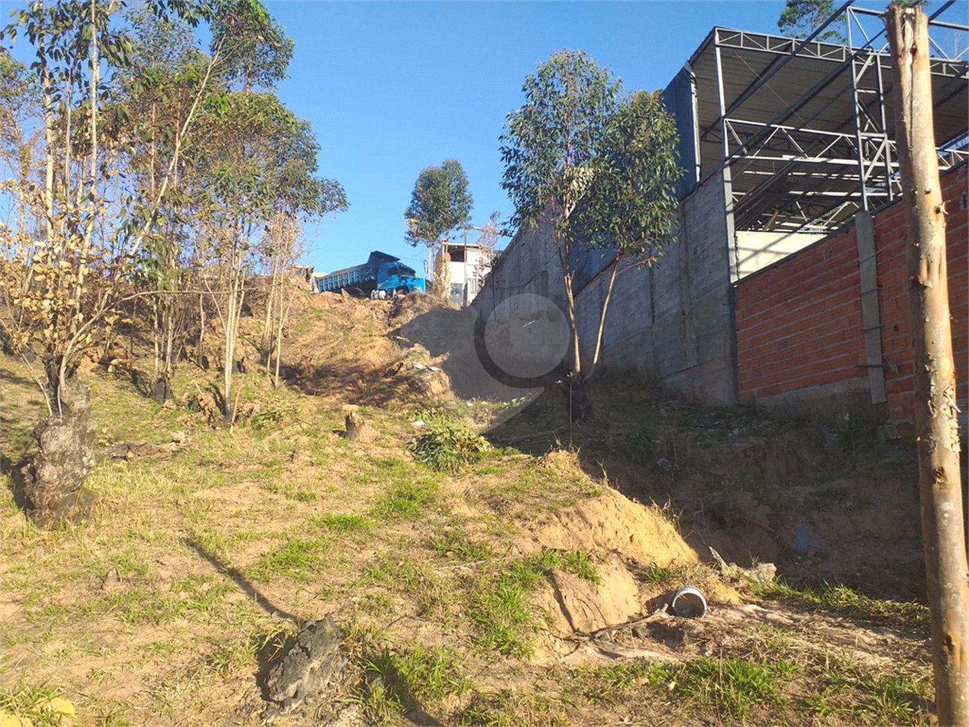 Terreno à venda em Parque Astúrias, Suzano, SP