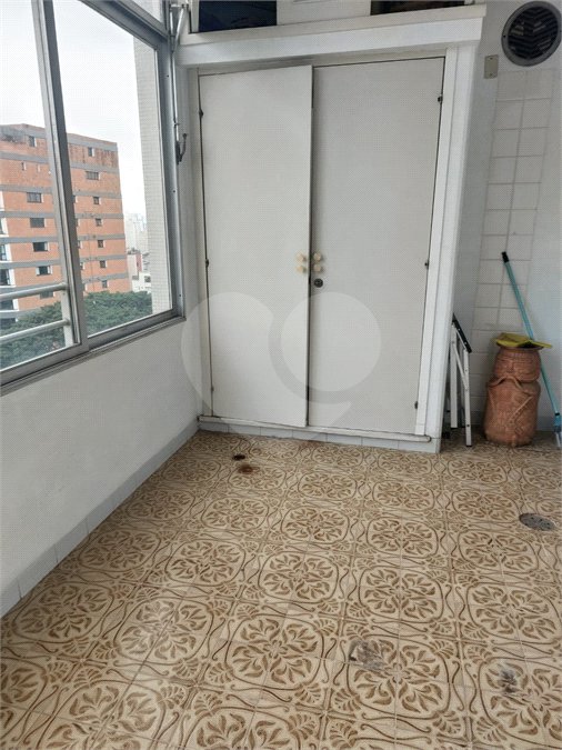 Apartamento à venda com 3 quartos, sendo 1 suíte, em Vila Monumento, São Paulo, SP