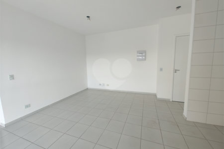 Apartamento para alugar com 2 quartos em Jardim das Palmeiras, Atibaia, SP