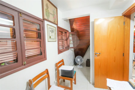 Casa à venda com 4 quartos, sendo 1 suíte, em Jardim Franca, São Paulo, SP