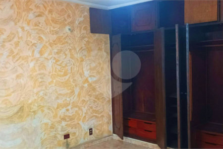 Sobrado à venda com 3 quartos, sendo 1 suíte, em Jabaquara, São Paulo, SP