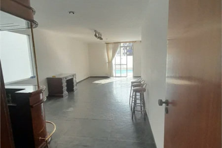 Casa para alugar com 3 quartos, sendo 1 suíte,  em Vila Sônia, São Paulo, SP