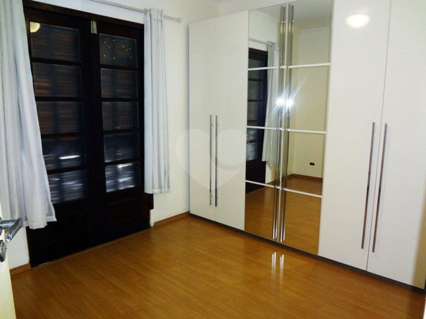 Sobrado à venda com 2 quartos em Chora Menino, São Paulo, SP