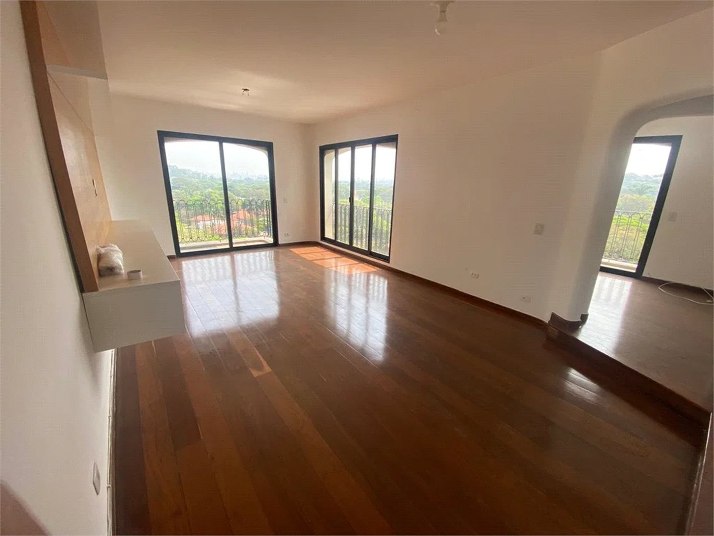 Apartamento para alugar com 3 suítes em Pinheiros, São Paulo, SP