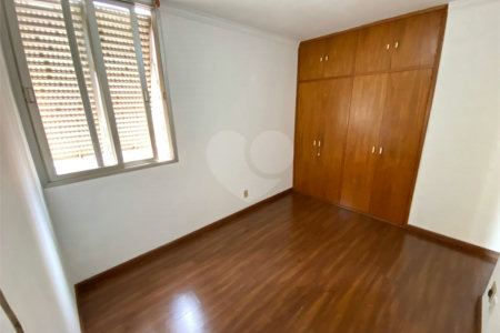 Apartamento à venda com 2 quartos, sendo 1 suíte, no Centro, Ribeirão Preto, SP