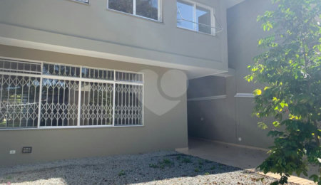Casa à venda com 4 quartos, sendo 2 suítes,  em Brooklin, São Paulo, SP