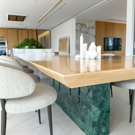 Apartamento à venda com 4 suítes em Vila Cordeiro, São Paulo, SP