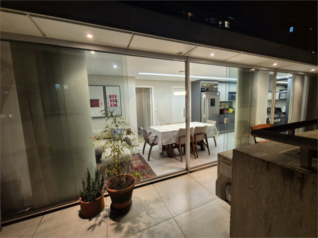 Apartamento à venda com 2 quartos, sendo 1 suíte,  em Saúde, São Paulo, SP