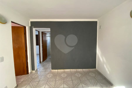 Apartamento para alugar com 2 quartos em Jardim Adriane, Itaquaquecetuba, SP