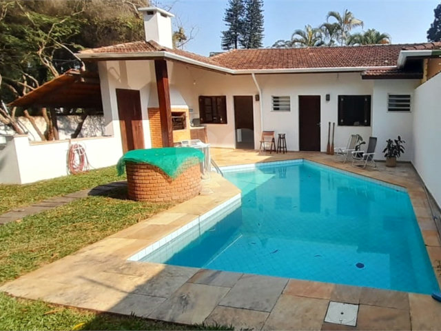 Terreno à venda com 1 suíte em Interlagos, São Paulo, SP