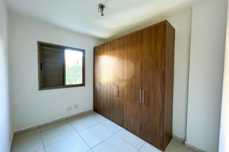 Apartamento à venda com 3 quartos, sendo 1 suíte,  em Planalto Paulista, São Paulo, SP