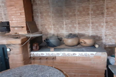 Casa à venda com 4 quartos, sendo 1 suíte, em Vila Gustavo, São Paulo, SP