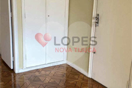 Apartamento à venda com 3 quartos, sendo 1 suíte, em Tijuca, Rio de Janeiro, RJ