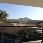 Casa à venda com 5 suítes no condomínio Parque Arco Iris, Atibaia - SP