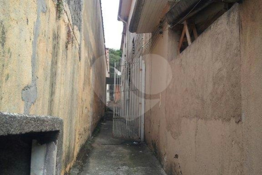 Terreno à venda com 6 quartos, sendo 2 suítes, em Vila Maria Alta, São Paulo, SP