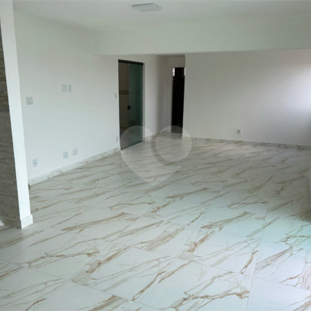 Apartamento à venda com 4 quartos, sendo 2 suítes, em Vila Partenio, Mogi das Cruzes, SP